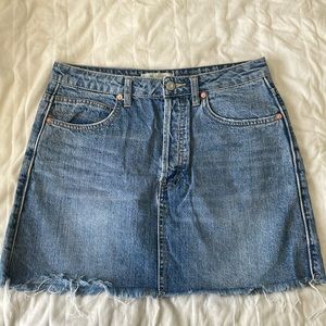 We the Free denim skirt sz 28